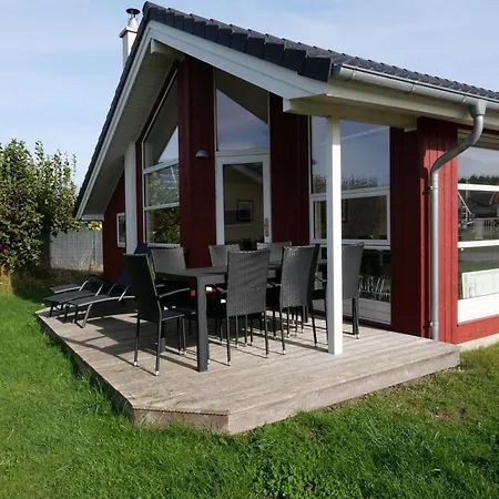 Apartment House Fuer 8 Personen